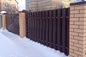 Забор из евроштакетника в шахматном порядке 30 метров фото в Ашукино