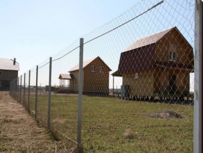 Забор из сетки рабицы в натяг с протяжкой арматуры 150 метров фото в Ашукино